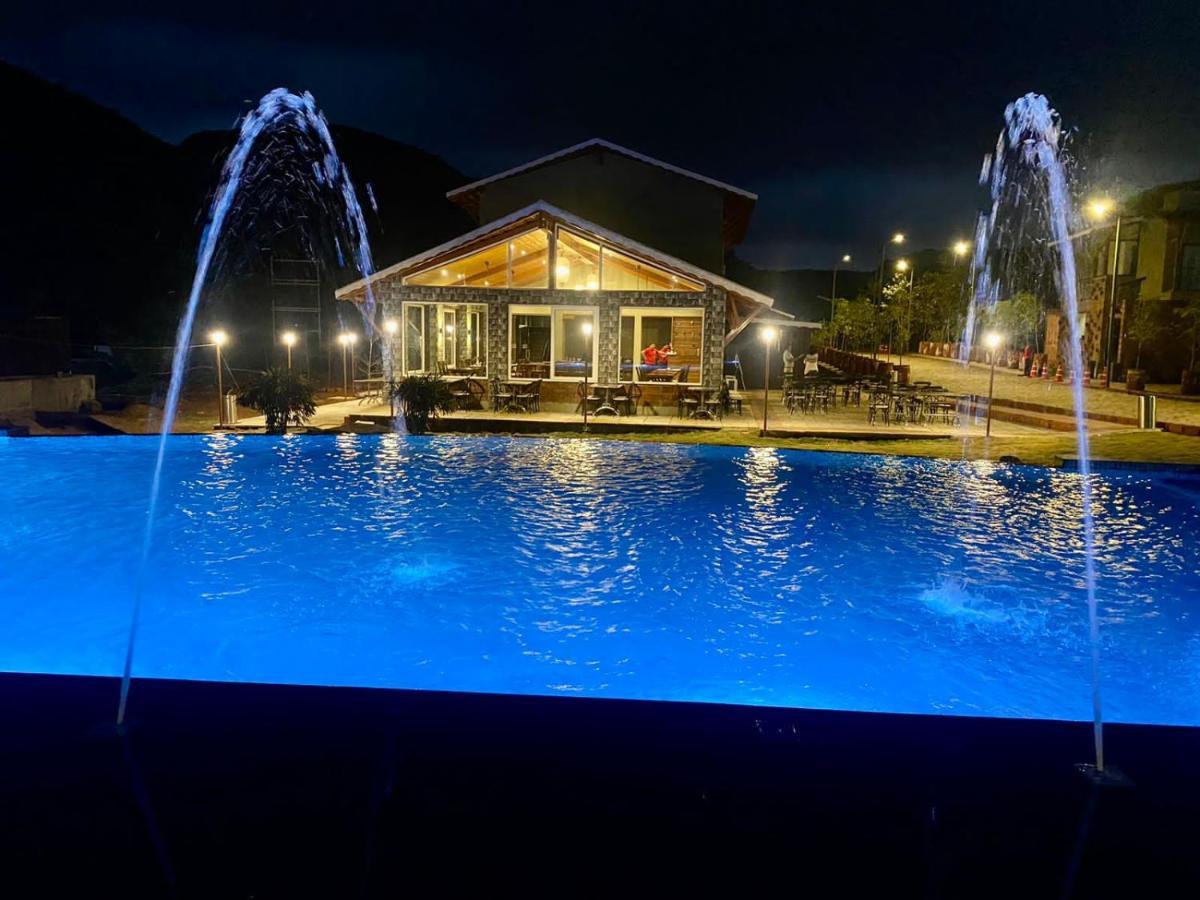 Mastiff Grand La Villae Lonavala Exterior foto