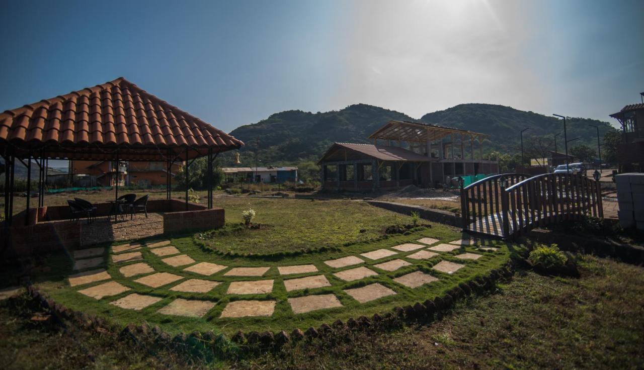 Mastiff Grand La Villae Lonavala Exterior foto