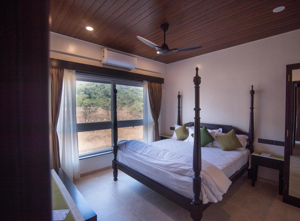 Mastiff Grand La Villae Lonavala Exterior foto
