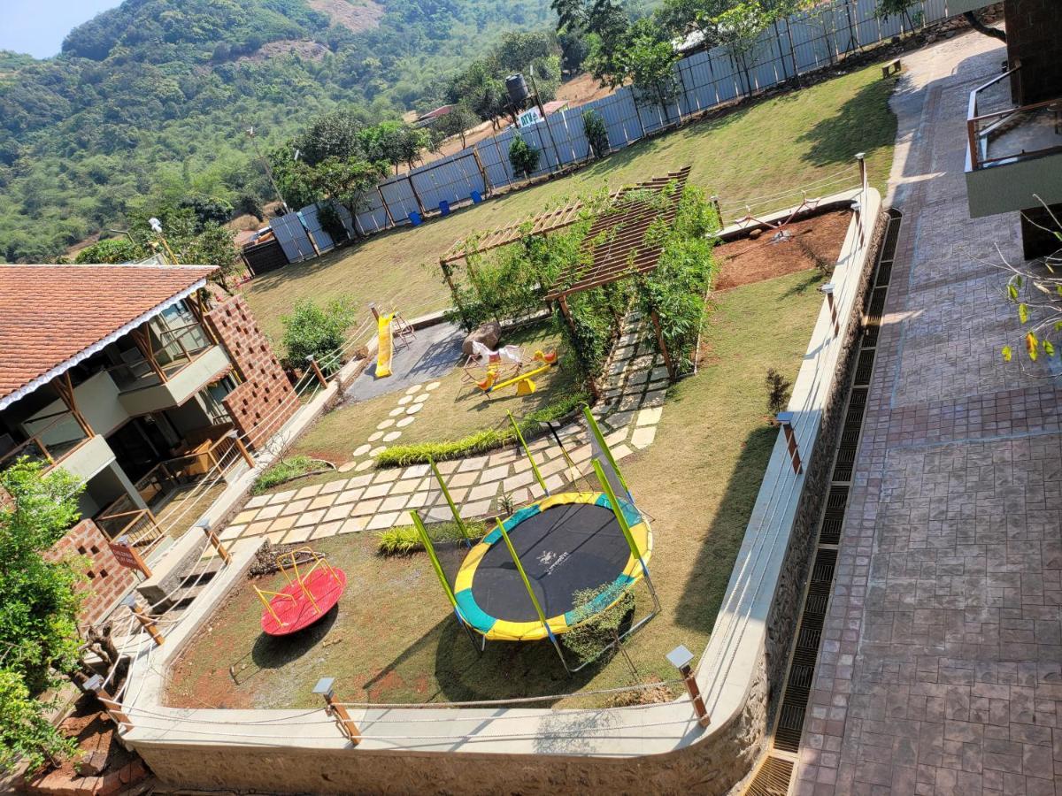 Mastiff Grand La Villae Lonavala Exterior foto