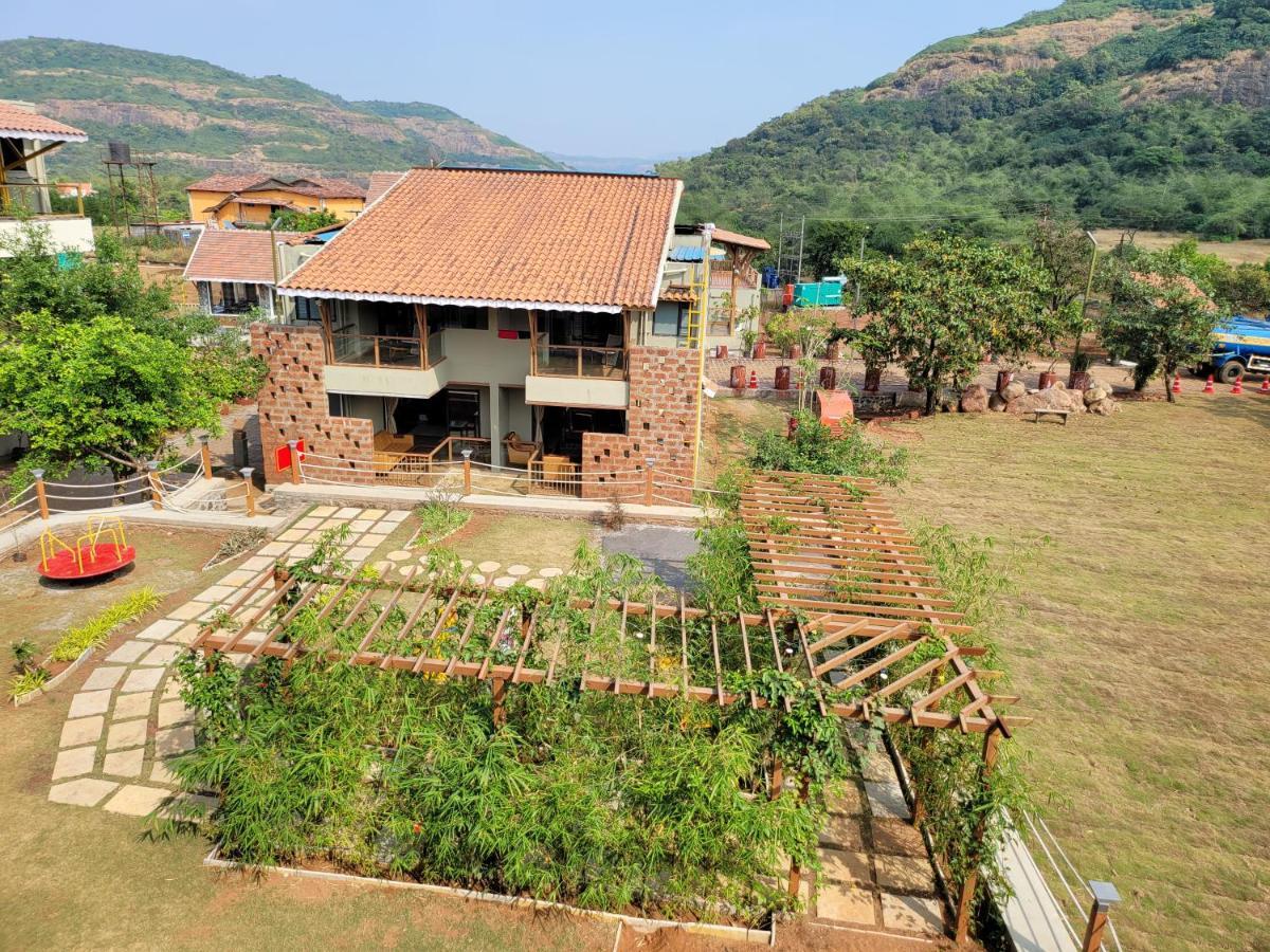 Mastiff Grand La Villae Lonavala Exterior foto