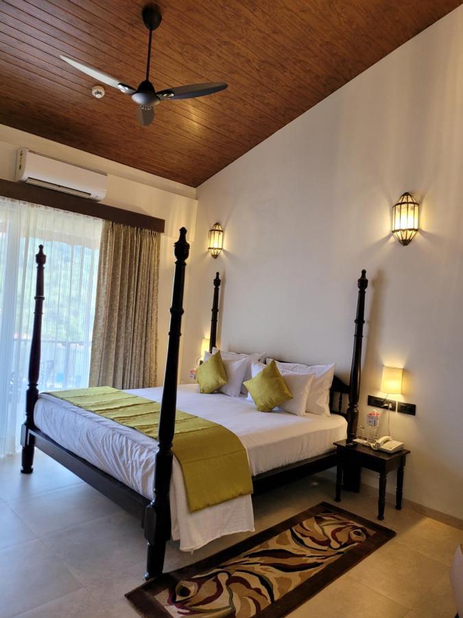 Mastiff Grand La Villae Lonavala Exterior foto